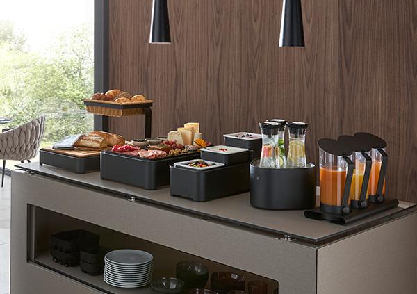Der neue stilvolle Look fürs Buffet: WMF Professional setzte neue Akzente in der Speisenpräsentation